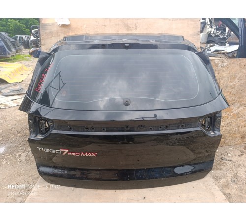 Крышка багажника сс стеклом