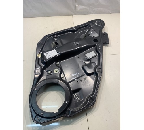 Стеклоподъёмник (задний, правый)