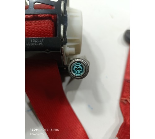 Ремень безопасности задний левый