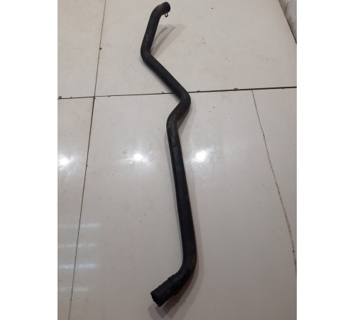 Патрубок системы охлаждения