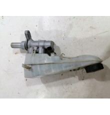 Главный тормозной цилиндр