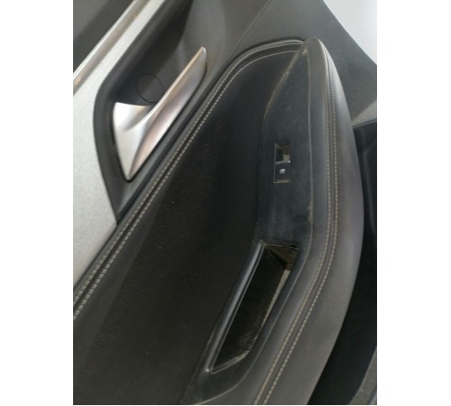 Обшивка двери задняя левая