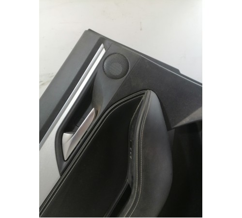 Обшивка двери задняя левая