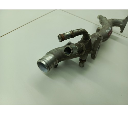 Патрубок системы охлаждения (металлический)