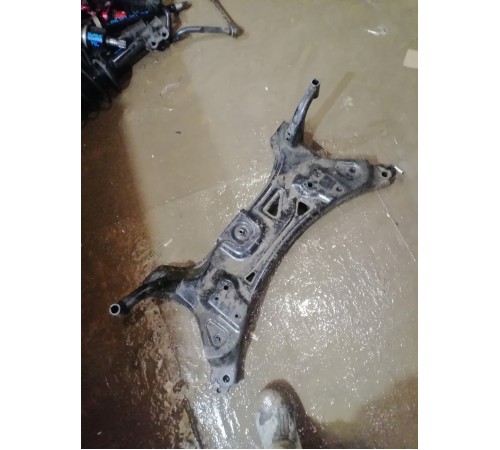 Балка подвески передняя (подрамник)