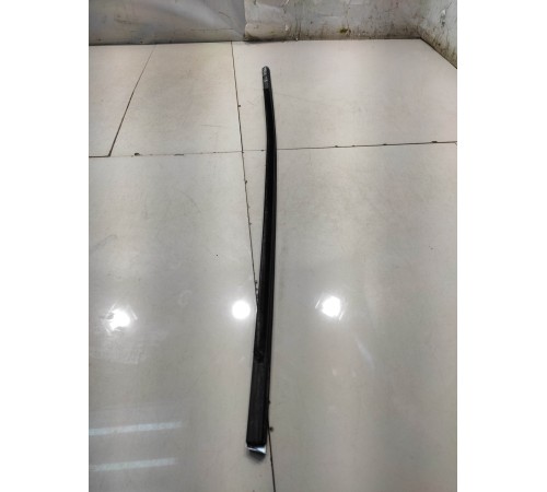 уплотнитель стекла наружний (задний правый)