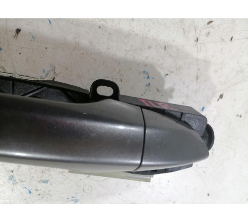 Ручка двери передняя правая внешняя