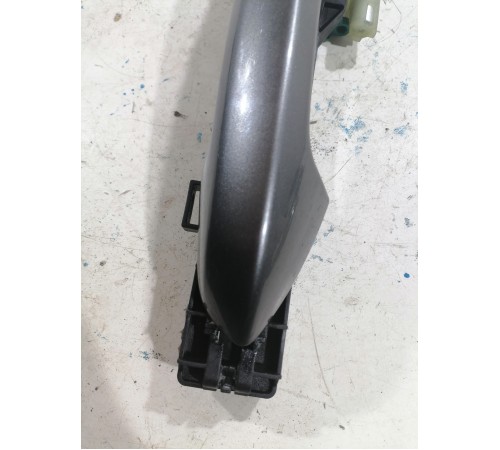 Ручка двери передняя правая внешняя