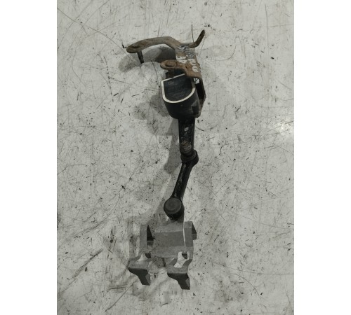 Датчик уровня кузова задний правый