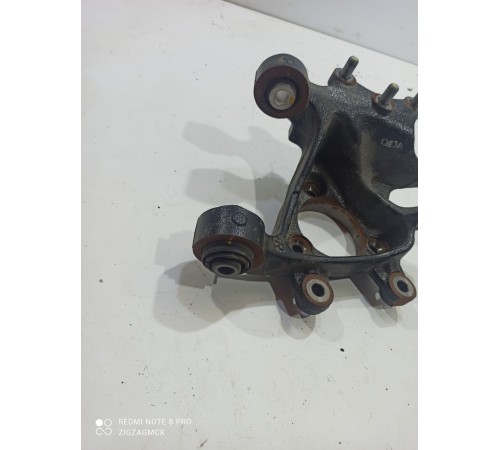 Поворотный кулак(задний правый)