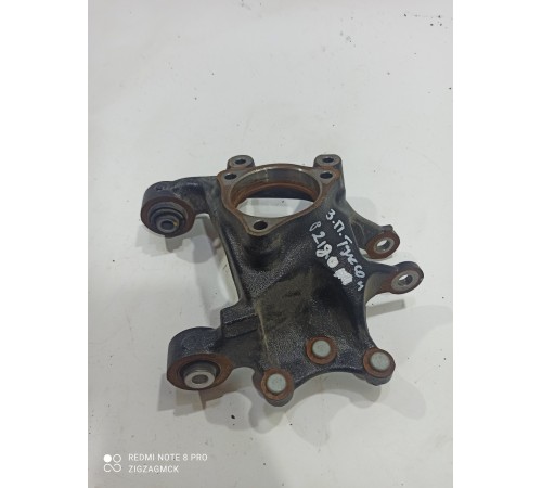 Поворотный кулак(задний правый)