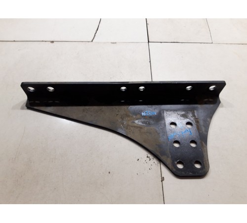 Кронштейн(крепление) рамы правый нижний