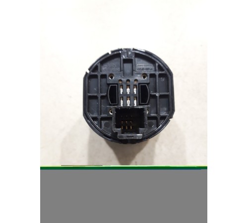 Кнопка включения полного привода