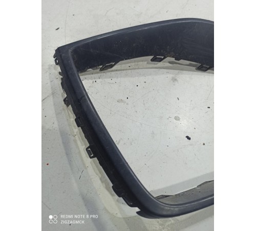 Рамка противотуманной фары левая