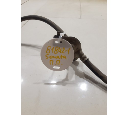 Тормозной шланг(передний правый)