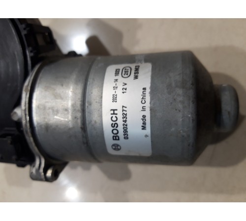 Моторчик стеклоочистителя (передний)