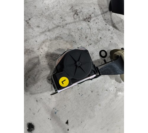 Ремень безопасности передний левый