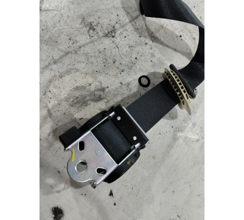 Ремень безопасности передний левый