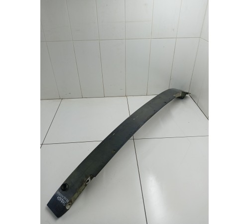 Усилитель бампера передний