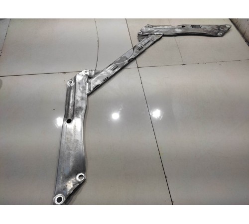 Усилитель передний растяжка щита