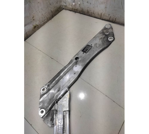 Усилитель передний растяжка щита