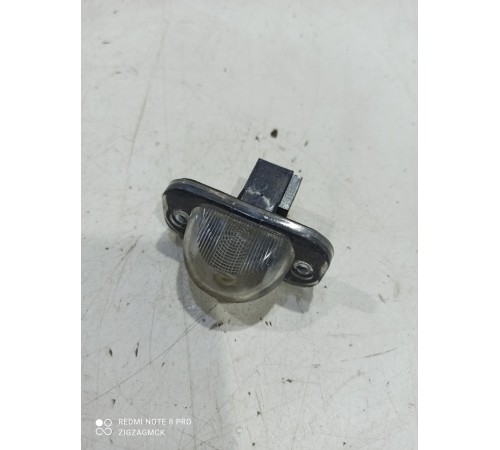 Плафон подсветки номера правый