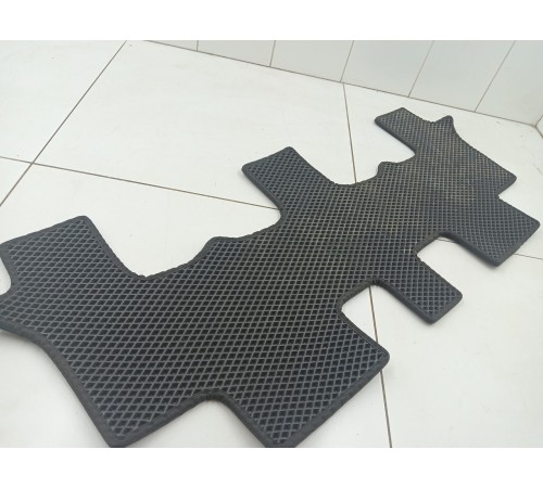 Коврик салона