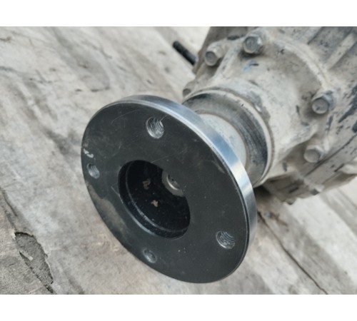 Раздаточная коробка передняя