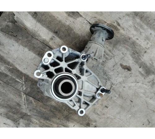 Раздаточная коробка передняя