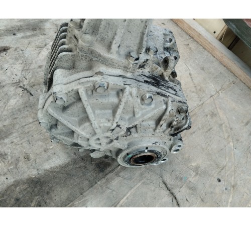 Раздаточная коробка передняя