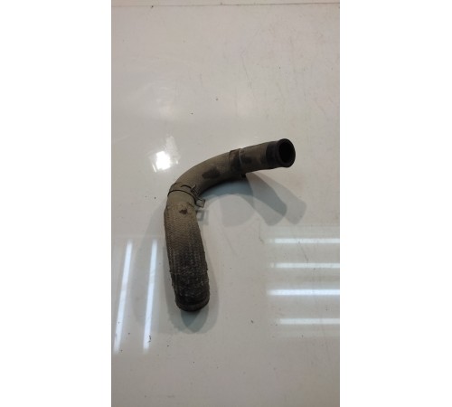 Патрубок системы охлаждения