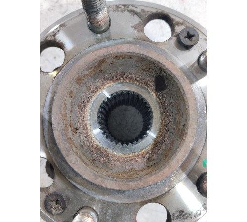 Ступица задняя правая