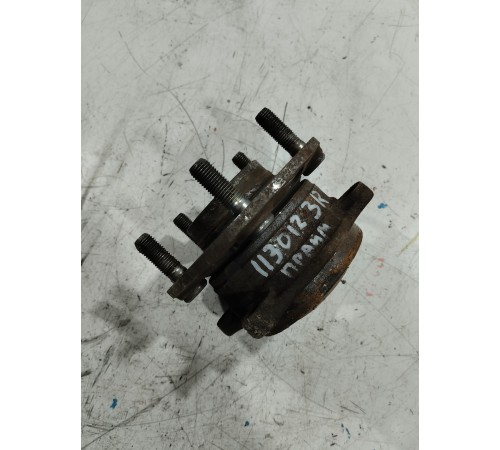 Ступица задняя правая