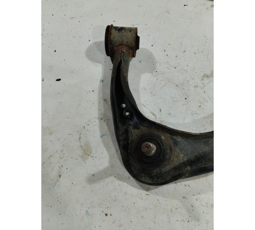 Рычаг подвески передний левый верхний