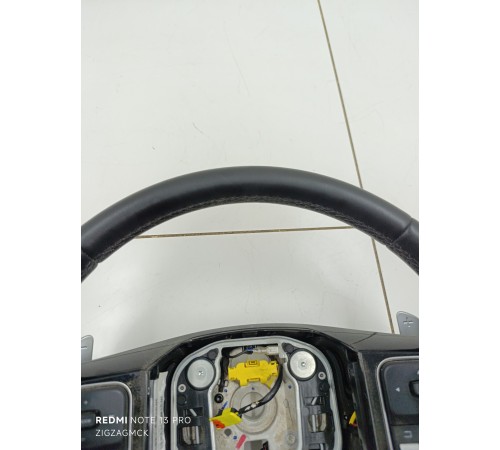 Рулевое колесо в сборе с многофункциональными кнопками