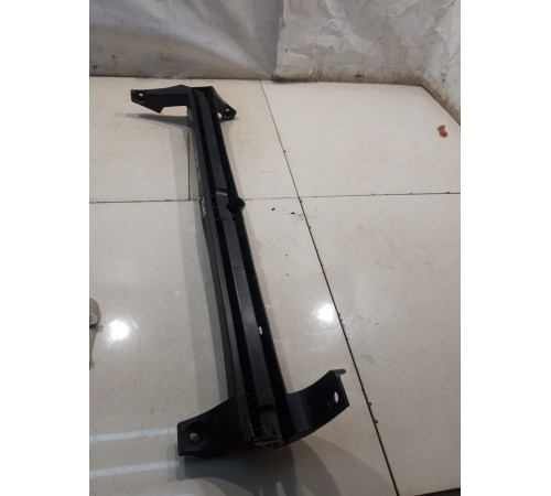 кронштейн полки багажника