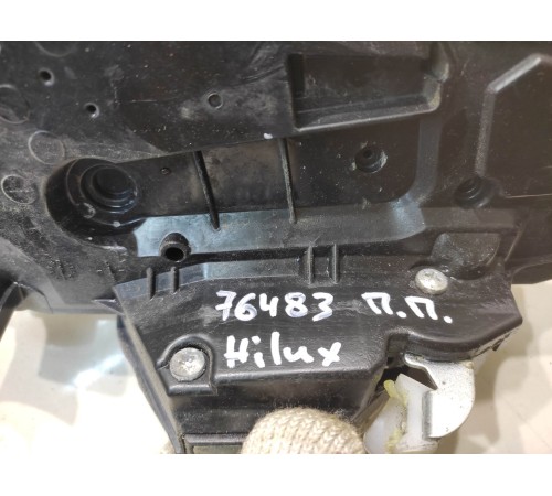 Замок двери (передний, правый)