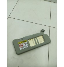 Козырек солнцезащитный правый