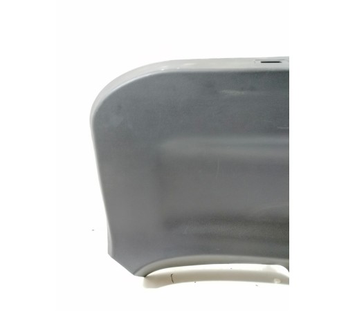 Обшивка двери крышки багажника