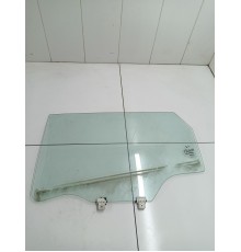 Стекло двери заднее левое