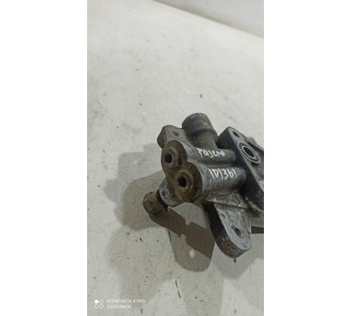 Кронштейн теплообменника масляного фильтра