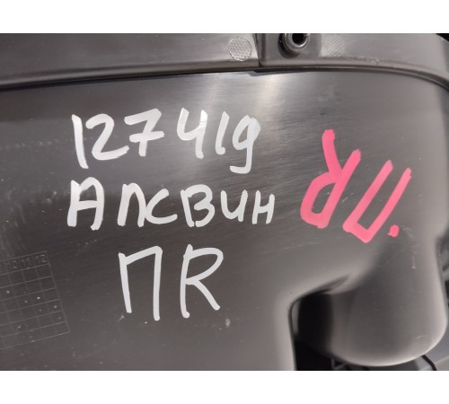 Обшивка двери передняя правая