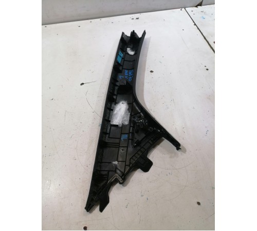 Обшивка стойки лобового стекла левая