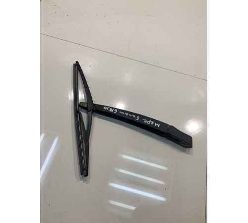 Стеклоочиститель крышки багажника