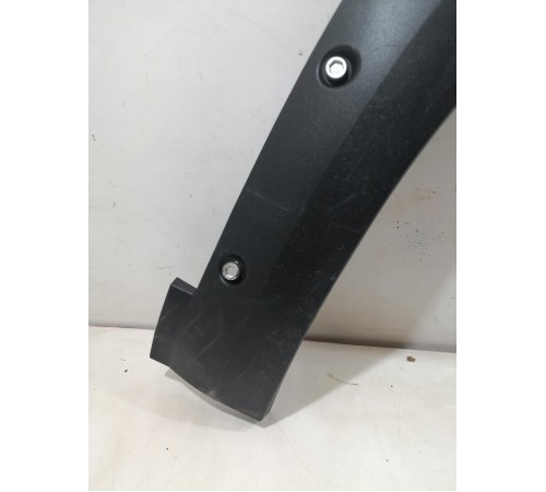 Накладка крыла переднего правого