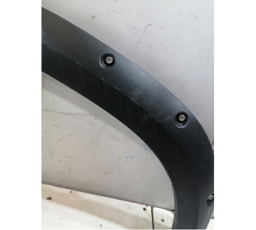 Накладка крыла переднего правого