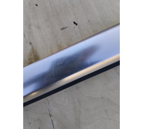 Рейлинг крыши левый