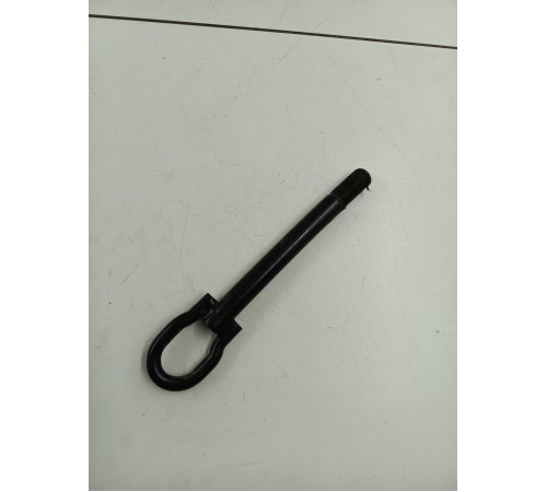 Крюк буксировочный