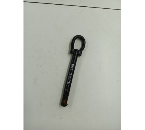 Крюк буксировочный