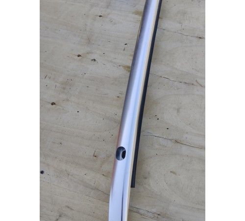 Рейлинг крыши левый